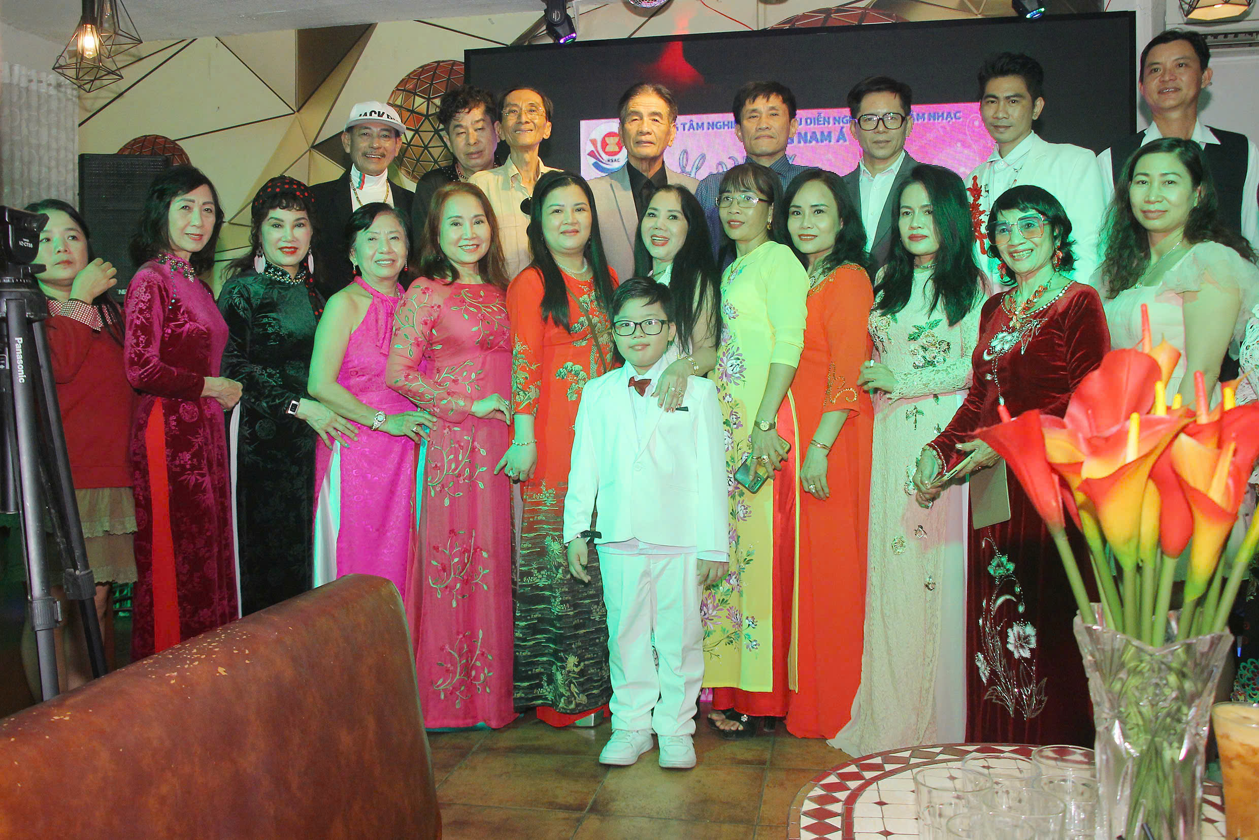 Giai điệu từ trái tim – Tặng mẹ ngày 8/3